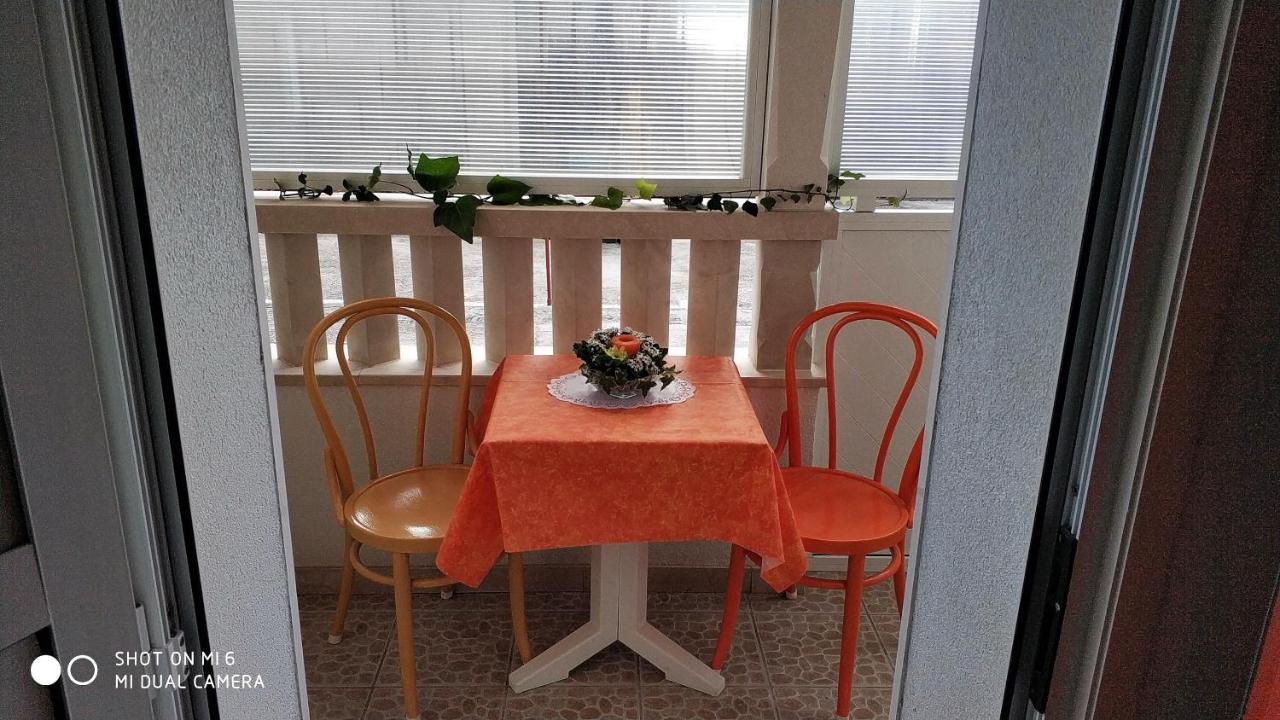 Apartmani Tanja Bol Exterior foto